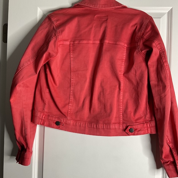 Kut from Kluth Julie Crop Jacket in Red Color Size Small - Picture 3 of 3